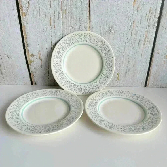 Vintage made in England set of 3  plates - Picture 1 of 5